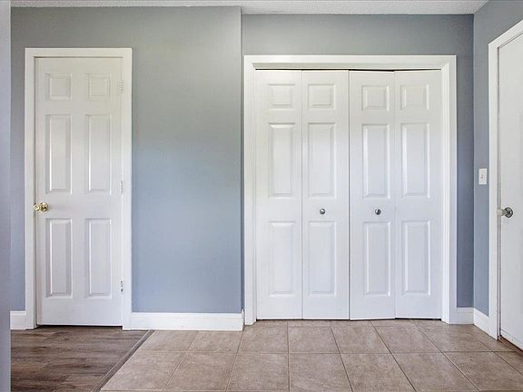 4th image of 98 Saybrook Road #98