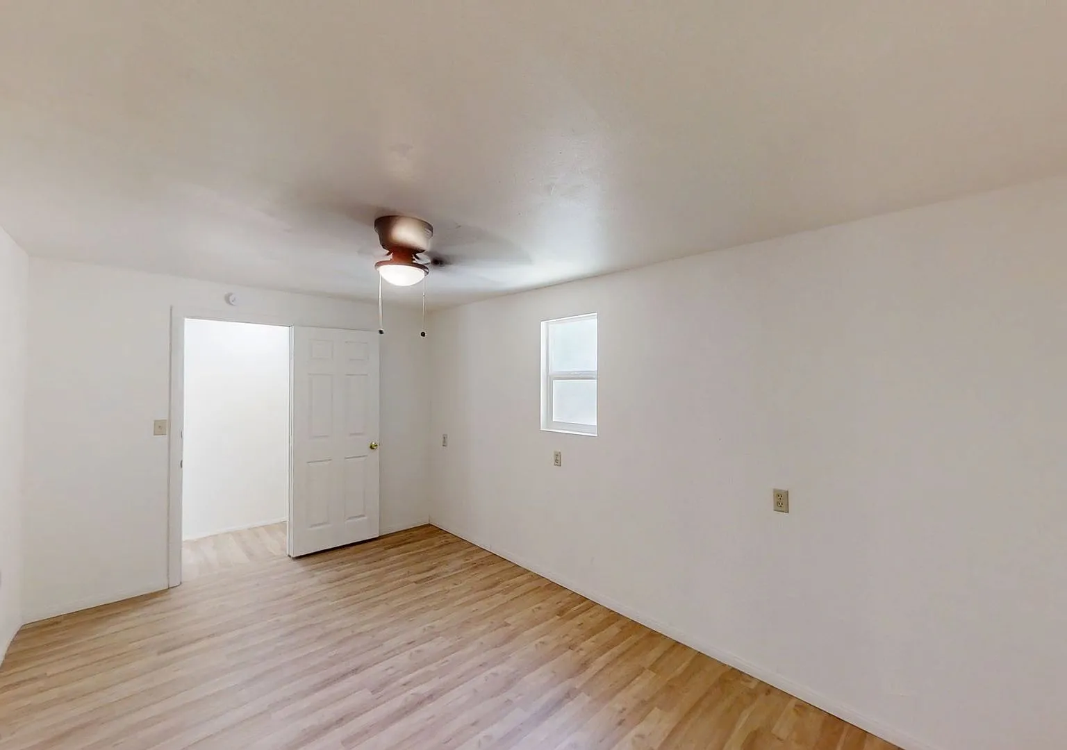 34205 Avenue J — Photo 3