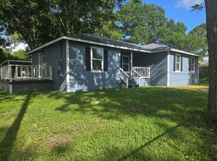 802 Front St, Columbus, TX 78934