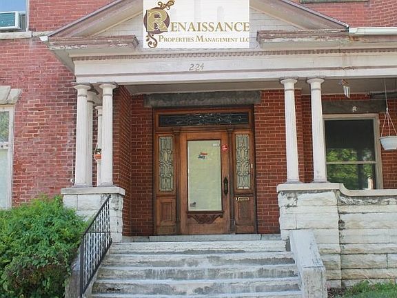 2nd image of 224 S 6th St APT 2