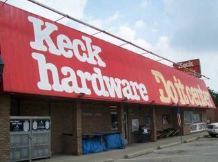 2132 West Rd, Trenton, MI 48183