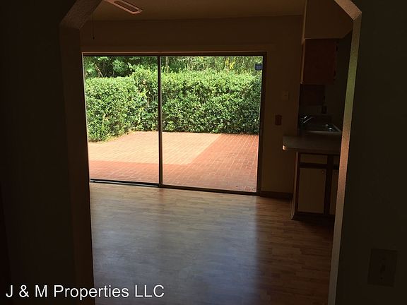4th image of 962 Millenbeck Ave