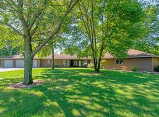 29605 Faith Ct, Cannon Falls, MN 55009