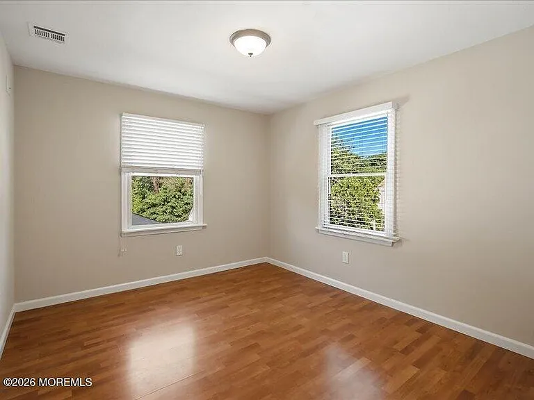 22 Carpenter St — Photo 18