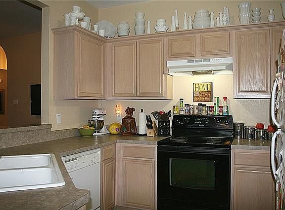 5th image of 1106 Woodside Ln