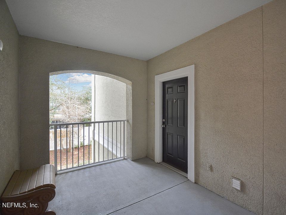 1st image of 8290 GATE Parkway #1212