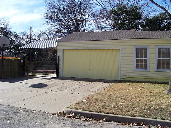 3rd image of 4301 Curzon Ave