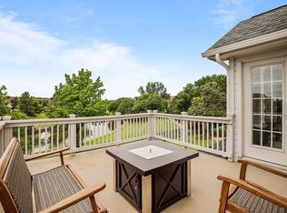 833 Canyon Crest Dr, Irving, TX 75063