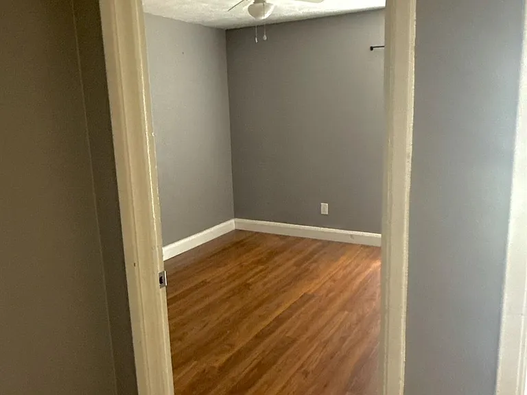 22726 Melham Ln — Photo 17