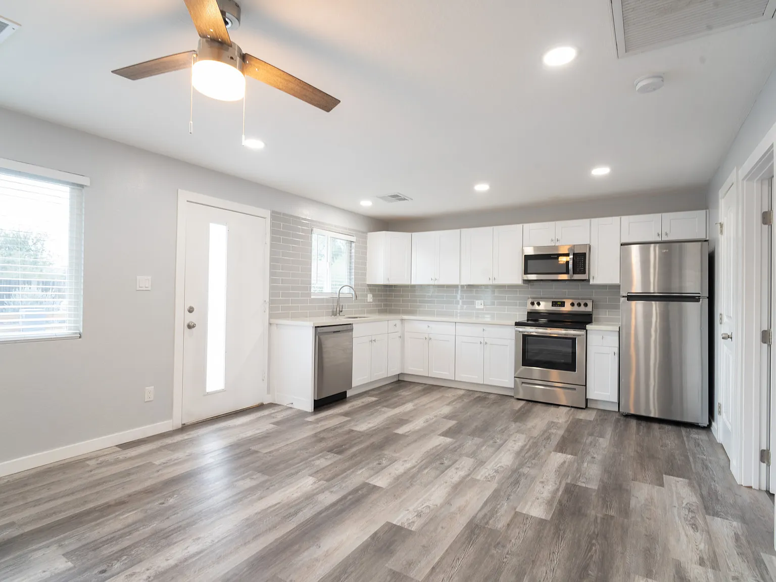 1421 South Rita Lane - 2 — Photo 4