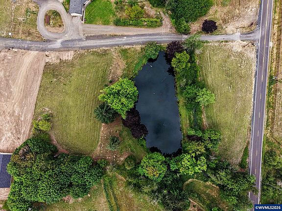 4th image of 760 Noble Plum Way NE