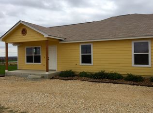5353 Airport Highway 21 APT B, Maxwell, TX 78656