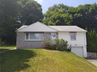 33 Glenview Ave, Waterbury, CT 06708