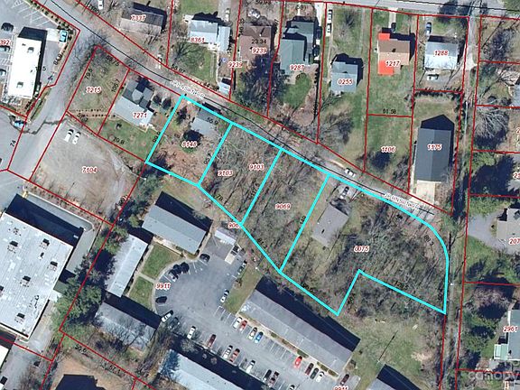 5th image of 39 Johnson Dr
