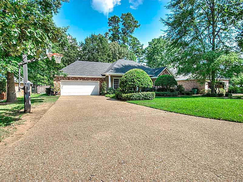 1st image of 105 Spyglass Hill Dr