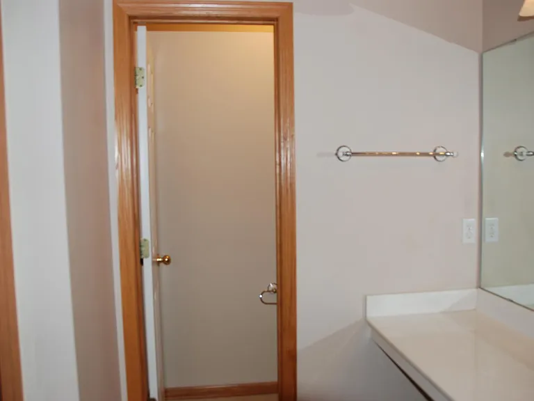 1676 Colonial St — Photo 11