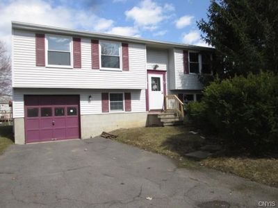 8216 Sarona Ln, Clay, NY, 13041
