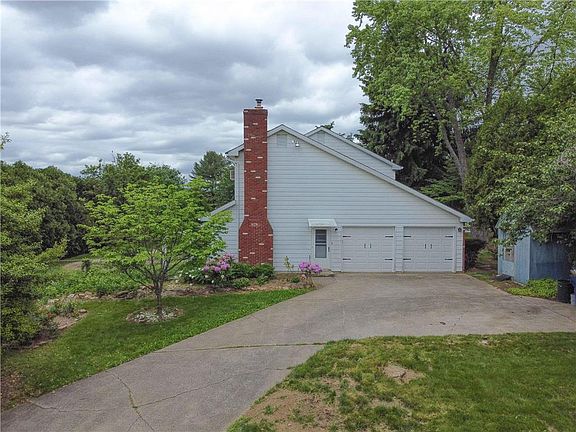 4th image of 4304 Crest Ln
