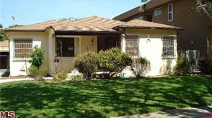 2nd image of 2624 Kelton Ave