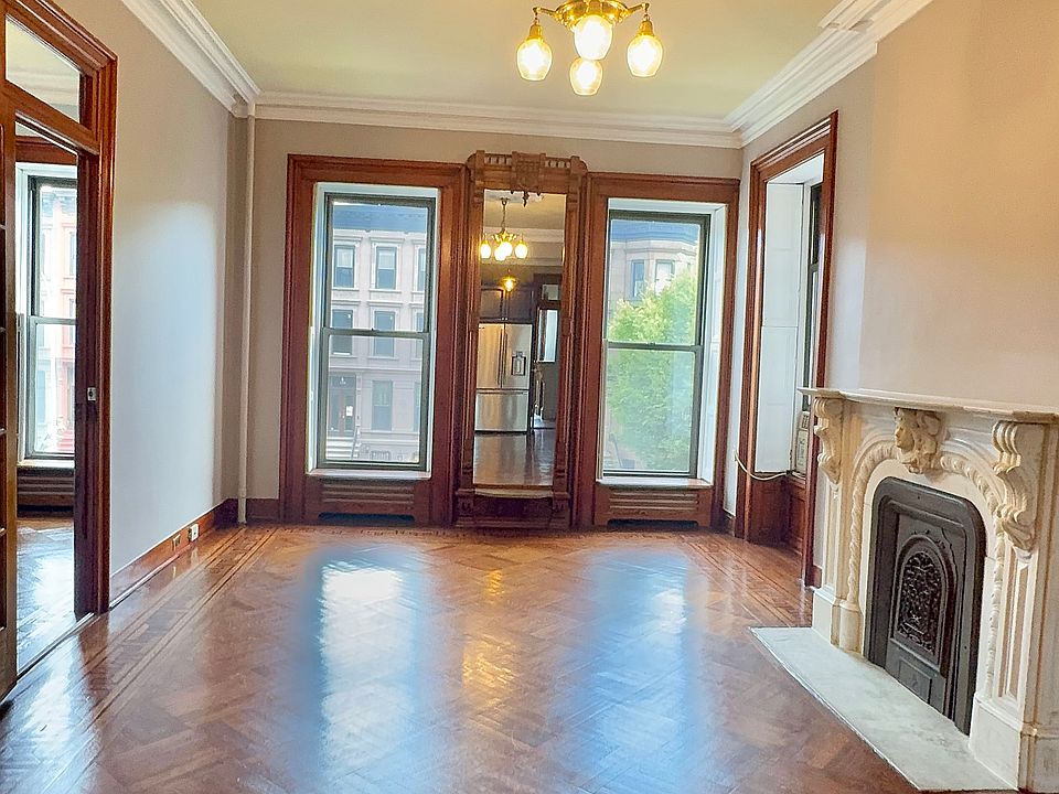 1st image of 111 Mac Donough St #2