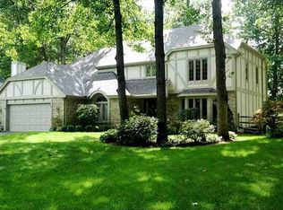 2307 Chancery Rd, Toledo, OH 43617