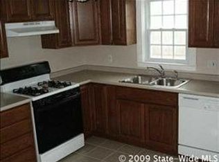 81 Bloodgood St, Pawtucket, RI 02861