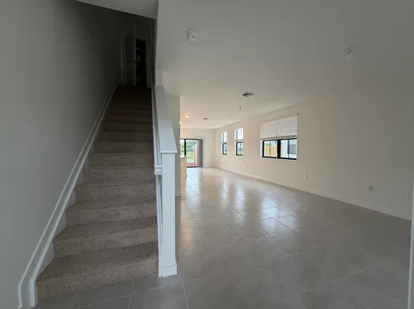 1432 NE 4th Ave, Florida City, FL 33034