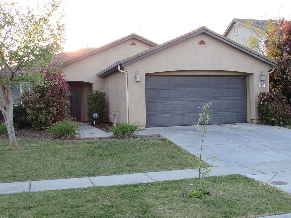1st image of 1512 Garnet Way