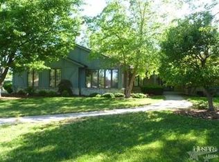 4236 Bello Dr, Fort Wayne, IN 46815