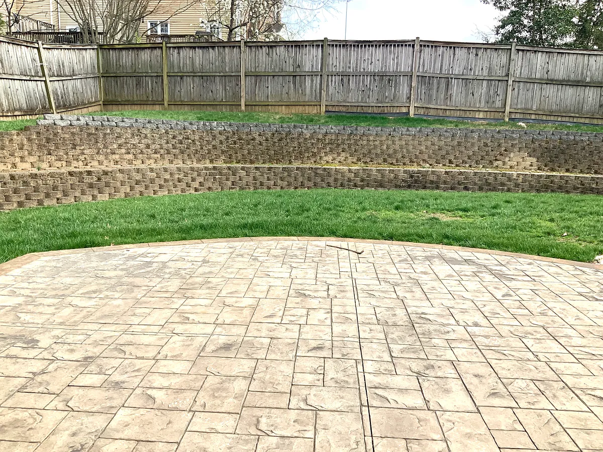 Backyard patio. - 7041 Flax St