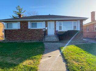 725 E 154th St, South Holland, IL 60473