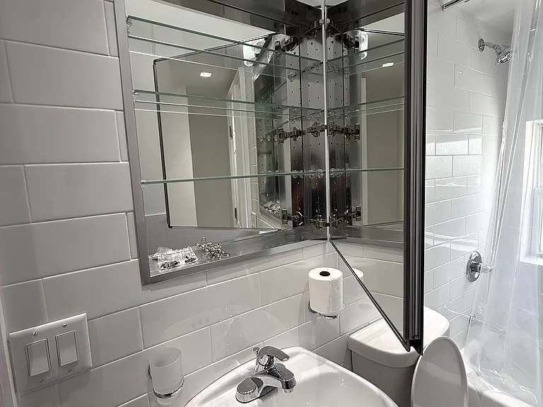 1539 Ohm Ave #2 — Photo 8