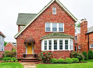 7104 Clayton Rd, Saint Louis, MO 63117