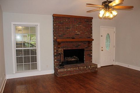 3rd image of 441 Creekside Dr