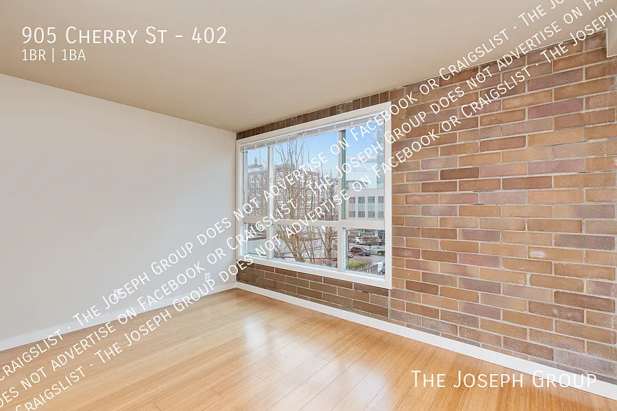 Building Photo - 905 Cherry St #402