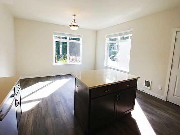 4th image of 19403 7th Ave W Unit B09