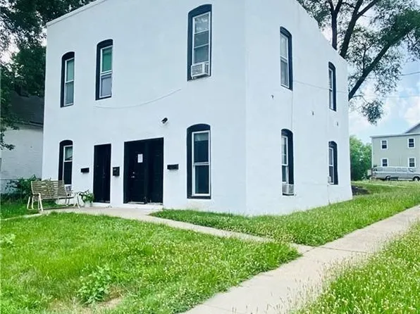 2400 SE 8th St, Des Moines, IA 50315