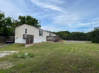 820 Ports O Call Dr, Granbury, TX 76048