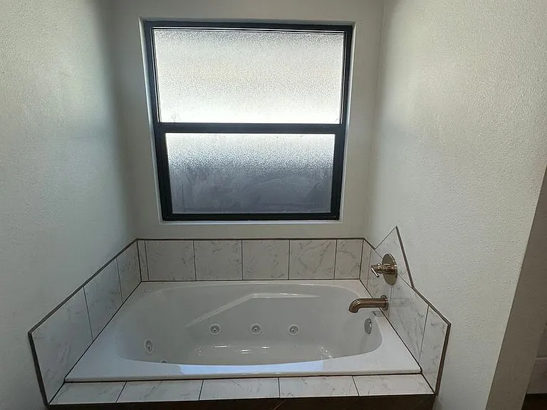 2405 Joes Ln — Photo 20