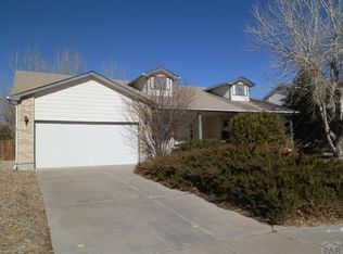 3 Pasadena Dr, Pueblo, CO 81005