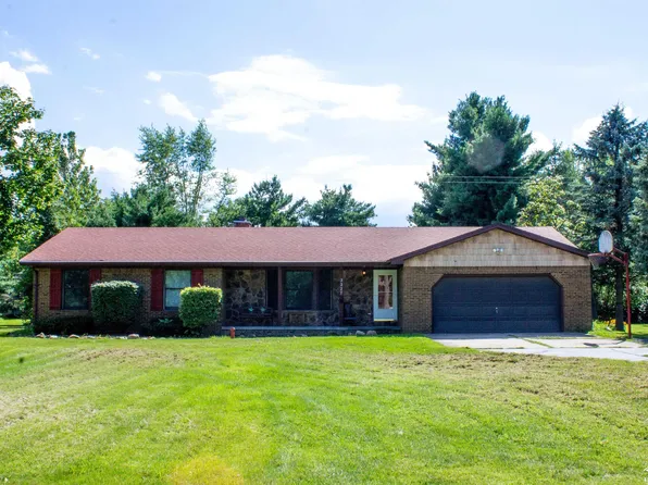 3227 Bluebush Rd, Monroe, MI 48162