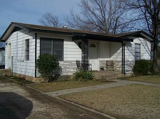 197 Park St, Newark, TX 76071