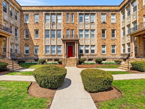 52 High St Unit 1, Methuen, MA 01844