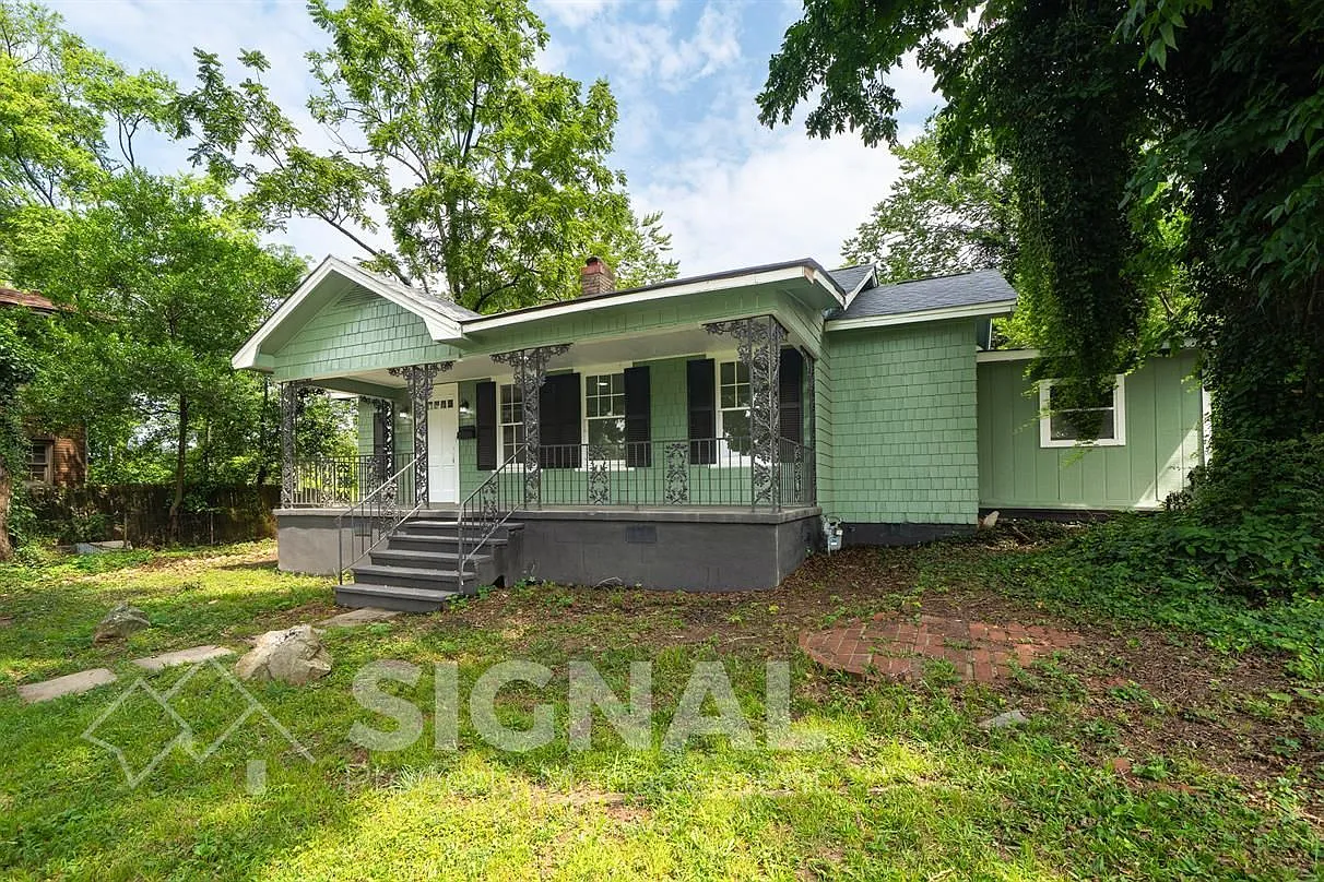 4 bed, 2.0 bath, 1156 sqft, $1,200 — Photo 2