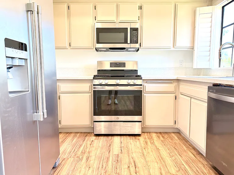 Kitchen all stainless steel appliances