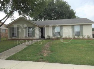 1217 Meadow Creek Dr, Lancaster, TX 75146