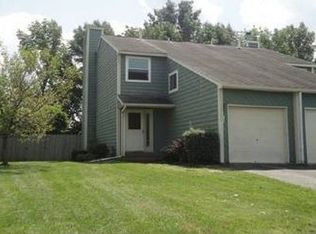 7454 Coachlight Ln, Liverpool, NY 13088