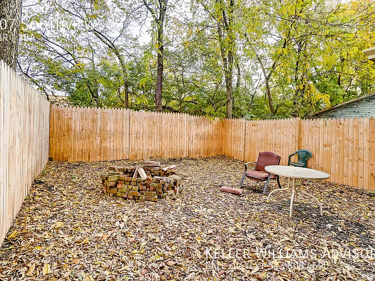 407 Southview Ave — Photo 45