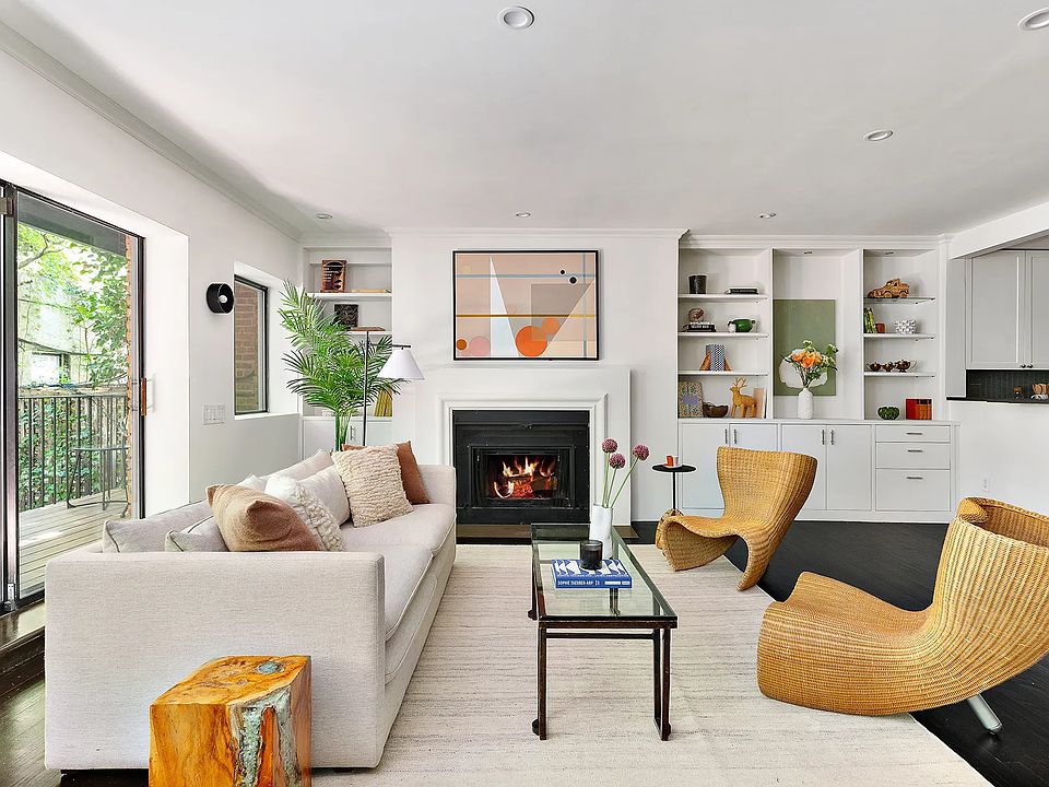 1st image of 322 W 22nd St APT 3