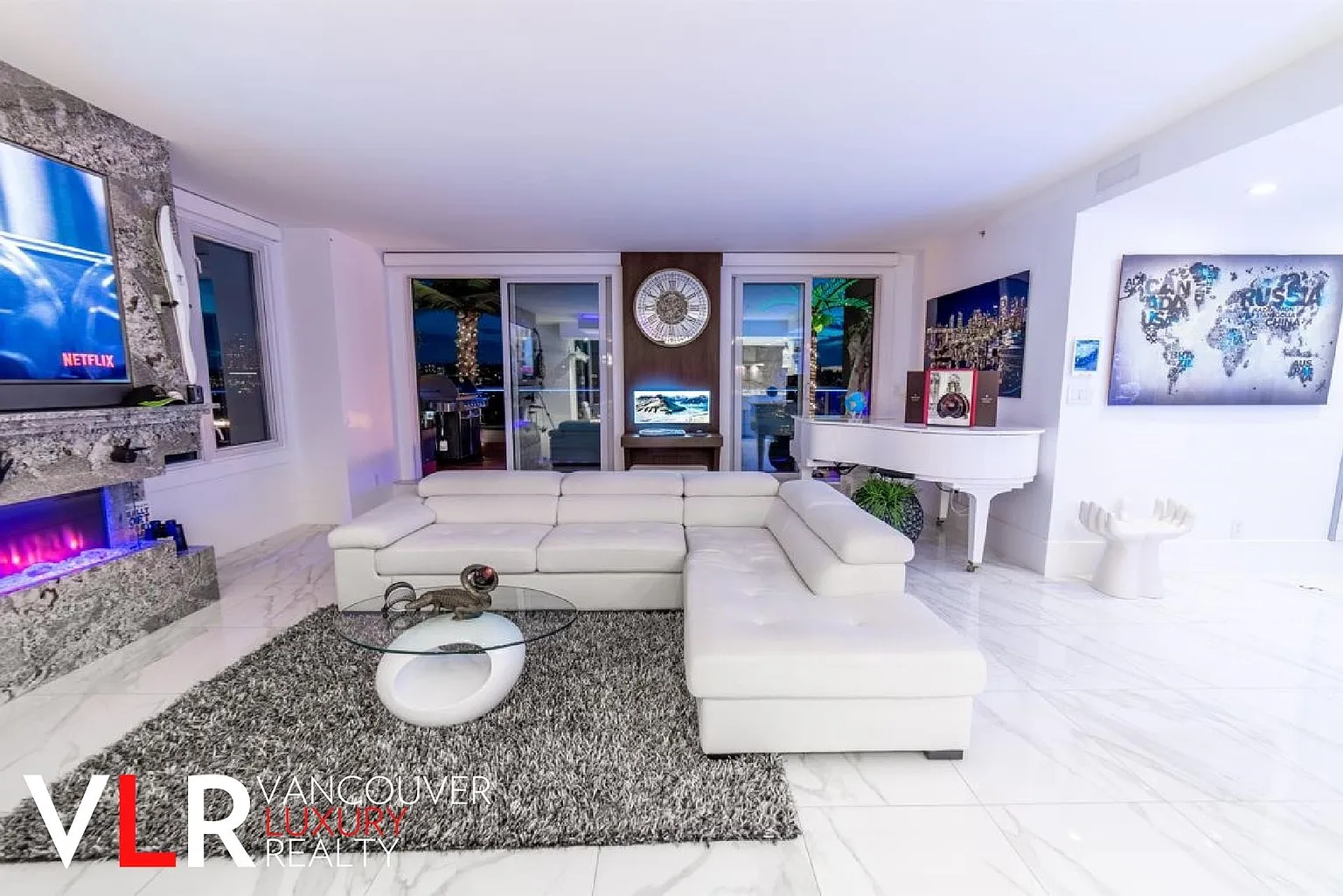 199 Drake St #Penthouse photo 1